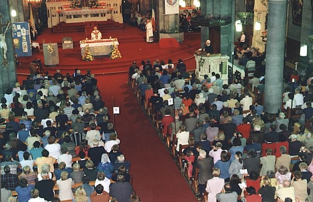 churchfull