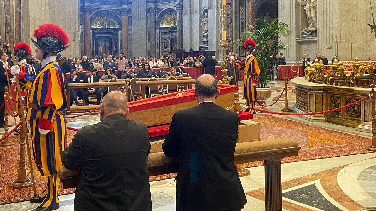 popecoffin2025